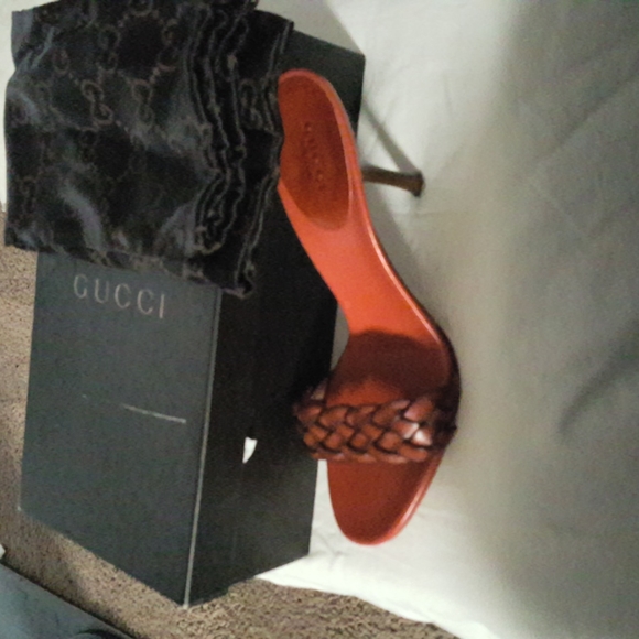 AUTHENTIC GUCCI MULE - Picture 6 of 7